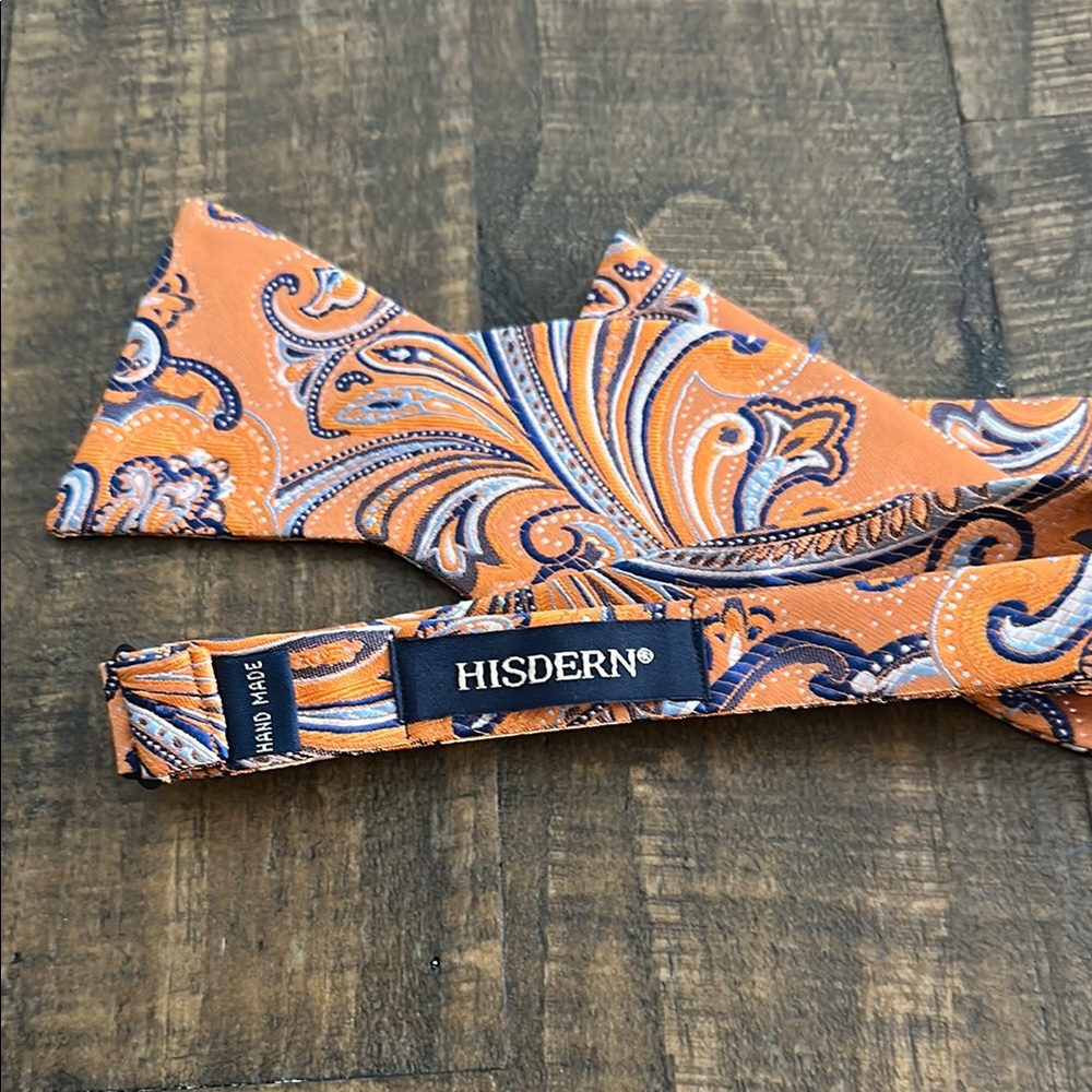 Men's Orange Paisley Suspenders and Bow Tie Set - Picture 2 of 6